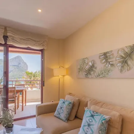 Apartamento Aloha, Primera Línea De Playa. Calpe