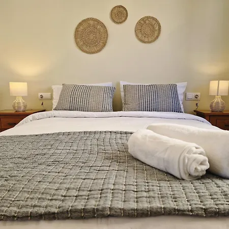 Aloha, Primera Línea De Playa. Apartamento